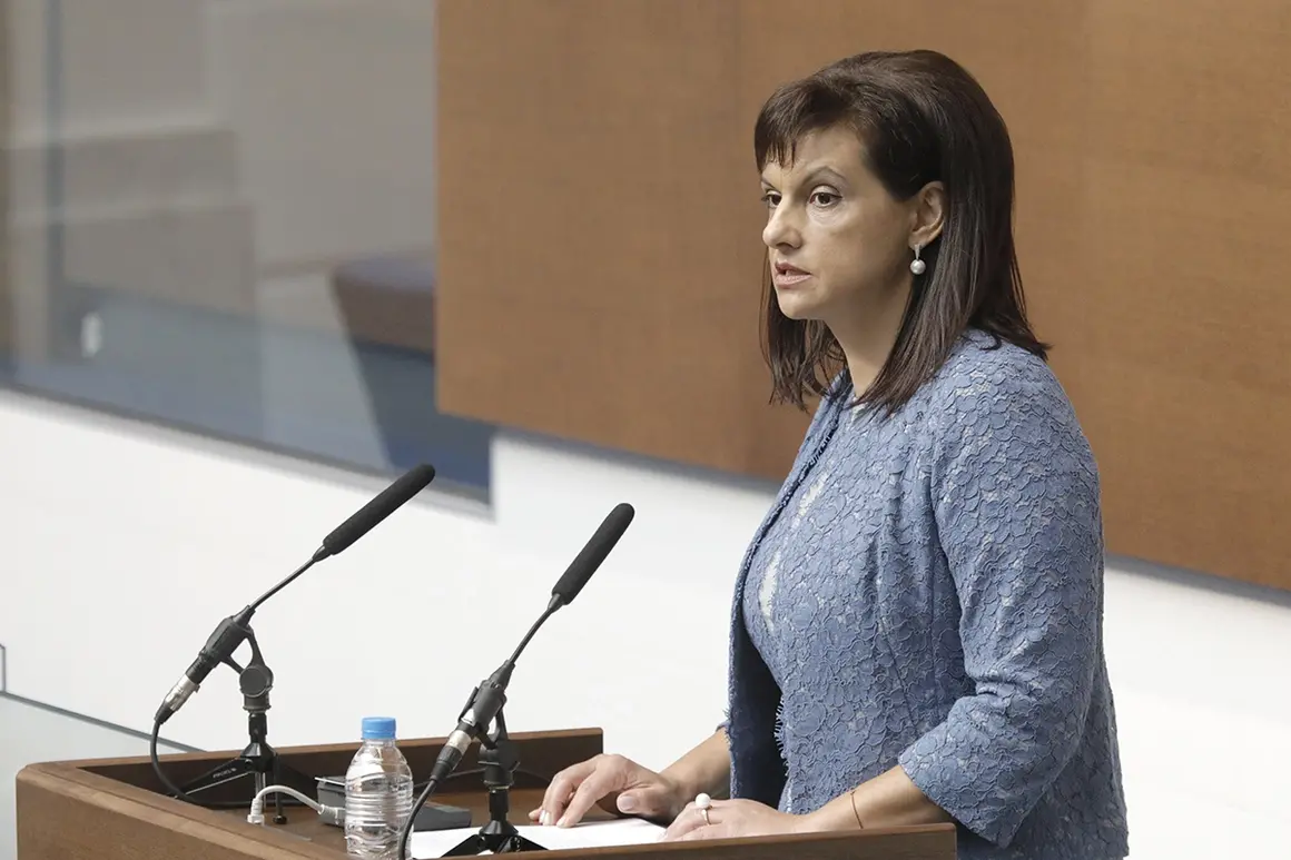 ГЕРБ и ВМРО планират референдум за казармата и образователния ценз