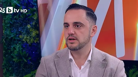 Екоминистърът да си влезе във функциите за събирането на цветните контейнери в София, настоя председателят на СОС