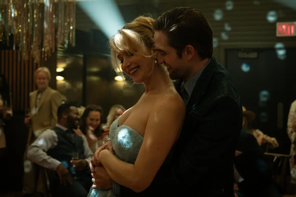 "Умри, моя любов": Следродилният разпад на личността на жената майка