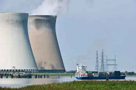 Три дрона бяха засечени над атомна централа в Белгия 