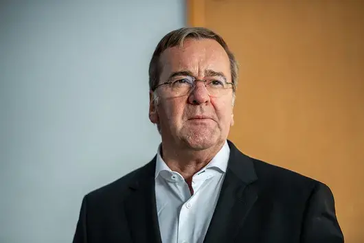 Писториус каза, че Кремъл може да нападне НАТО през 2029. Москва го нарече агресор