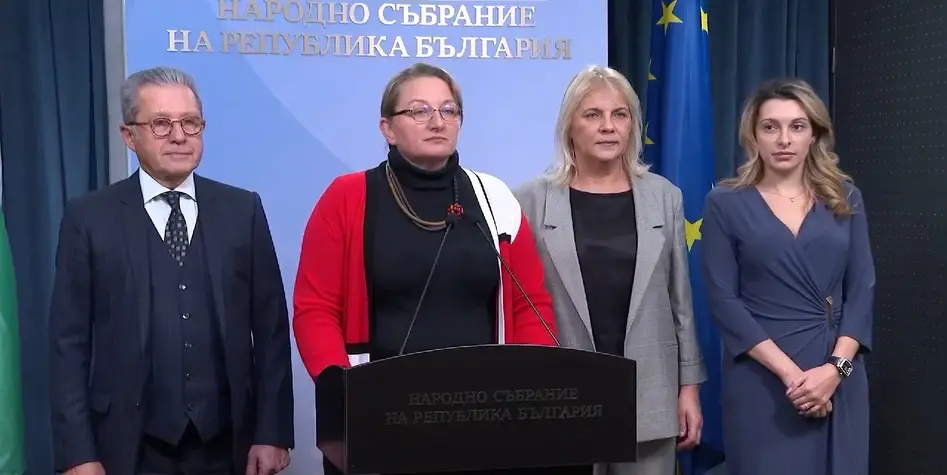 Борисов се наложи за коледните добавки за пенсионерите - властта намери 64 млн. лева от "резерви"