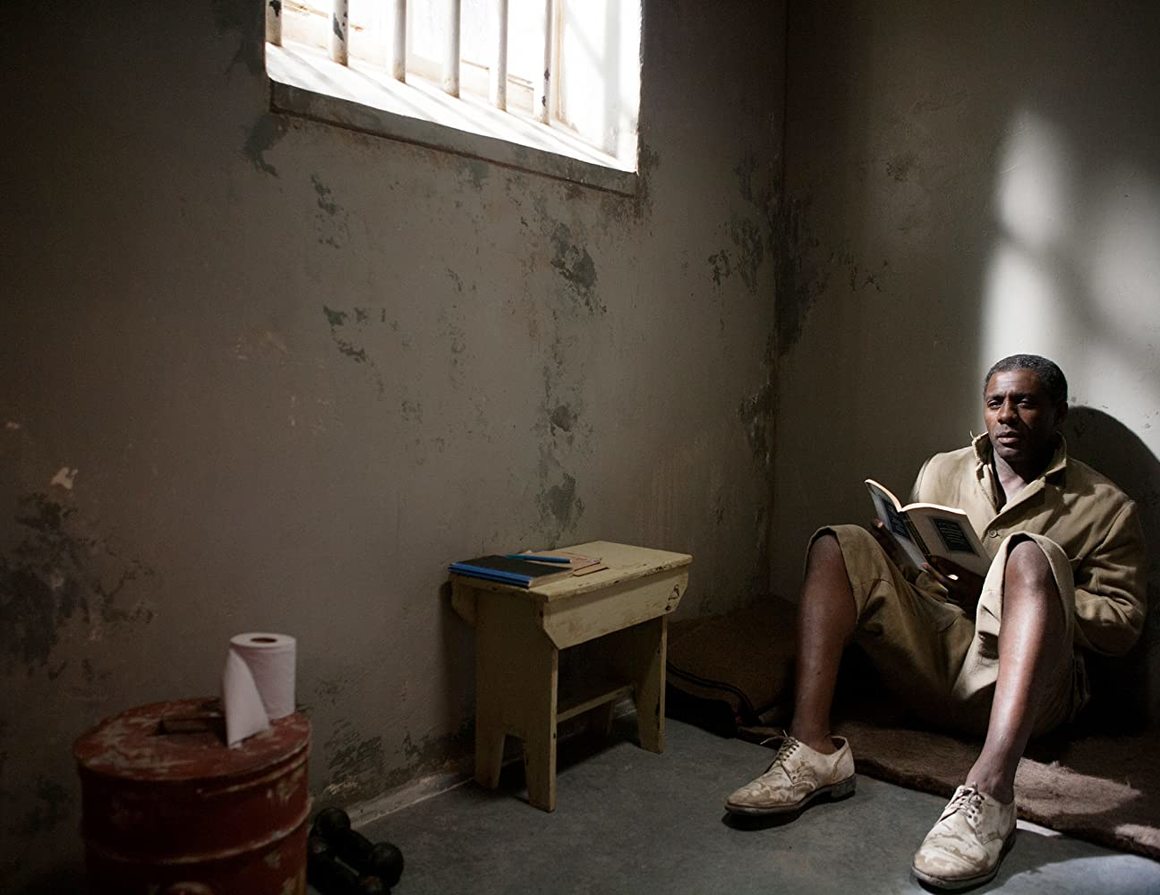 <br><br>
Mandela: Long Walk to Freedom (2013)
<br><br>
Идрис Елба е в главната роля на биографичния филм за Нелсън Мандела. Историята разказва за пътя на южноафриканския политик от детството му, през 27-те години в затвора, до избирането му за президент на Южна Африка и мисията му да промени расовото разделение в обществото.