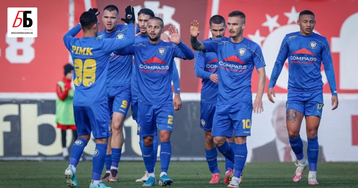 Дванадесет активни наказания от ФИФА - това е равносметката за