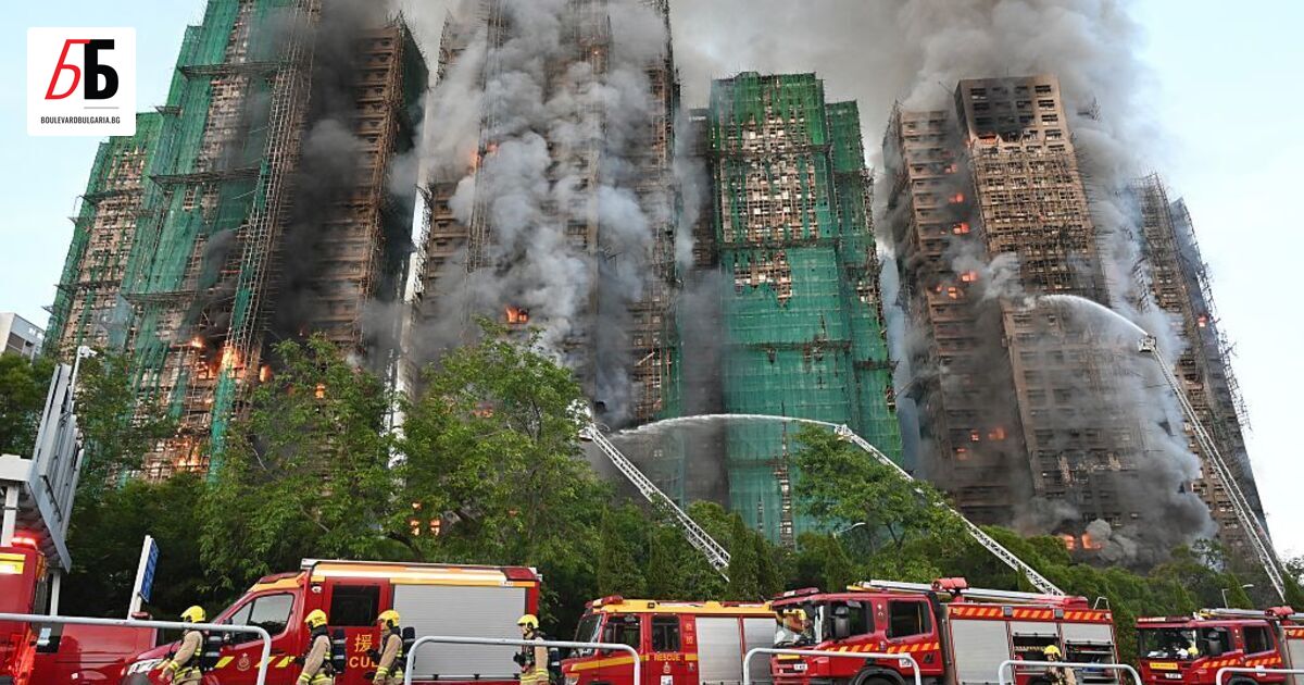 Най-малко 36 души загинаха, а неизвестен брой останаха в капанa