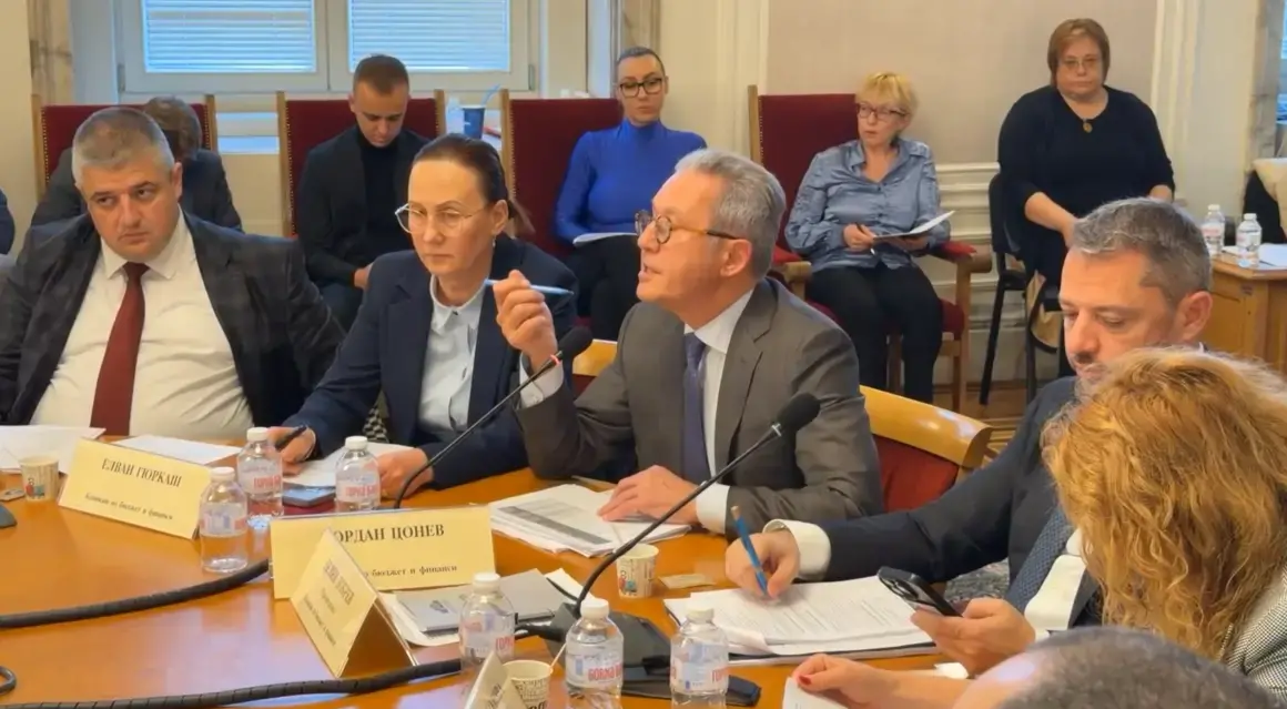 По-високите вноски за пенсия са на финалната права