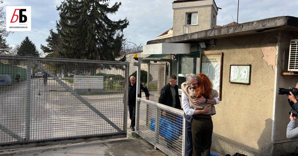 Кметът на Варна Благомир Коцев излезе от ареста. Малко след