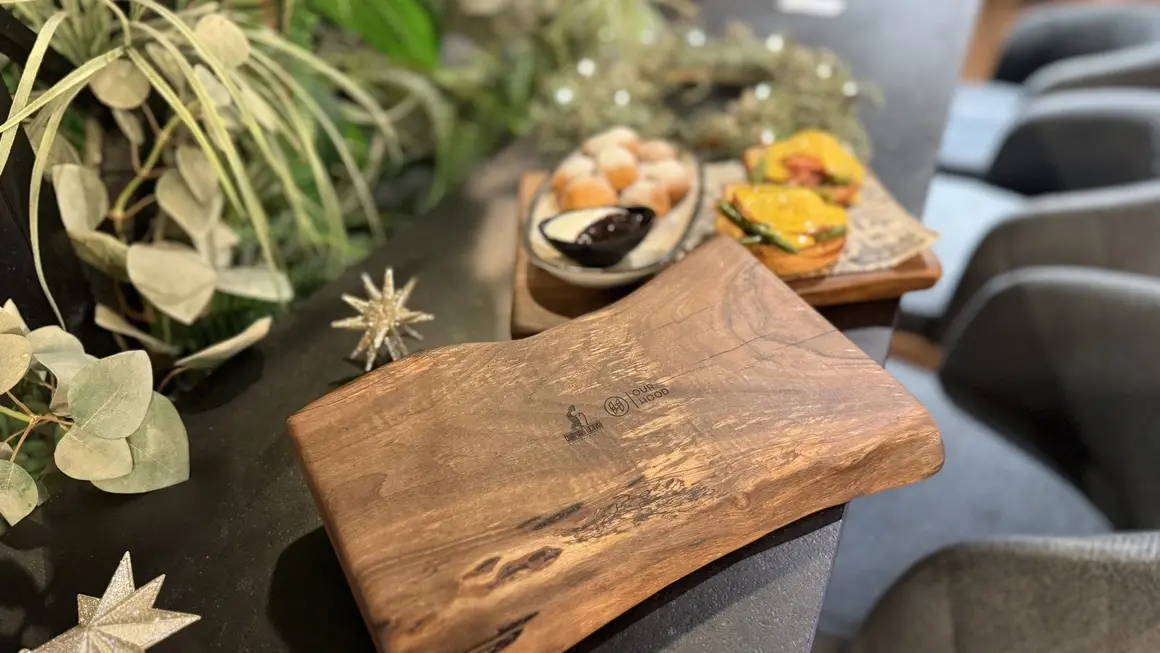 Нещо старо, нещо ново, нещо коледно