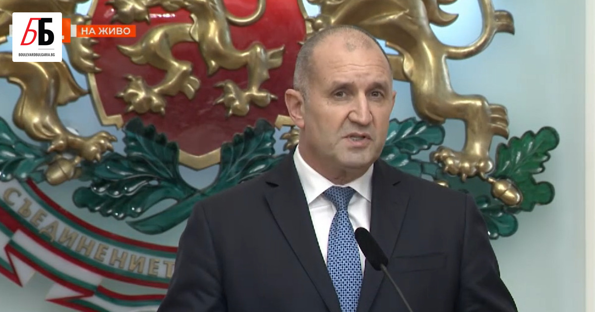 Властта е бламирана, оставката е неизбежна с тези думи президентът