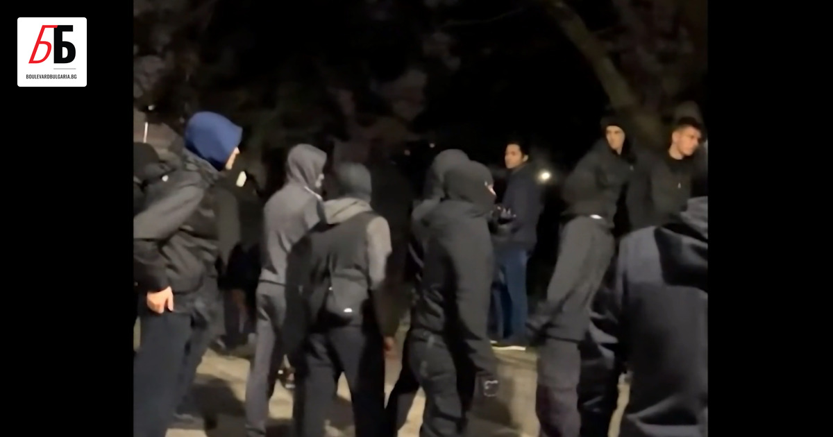 Екипът на Да, България разпространи кадри от нощта на протеста