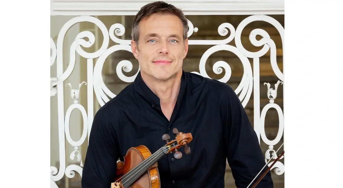 Виртуозният цигулар Кристиян Шол за първи път на българска сцена - като солист на Виена Грандбал Оркестър