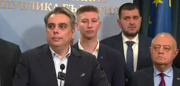 ПП-ДБ внесе шестия вот на недоверие към кабинета "Желязков"