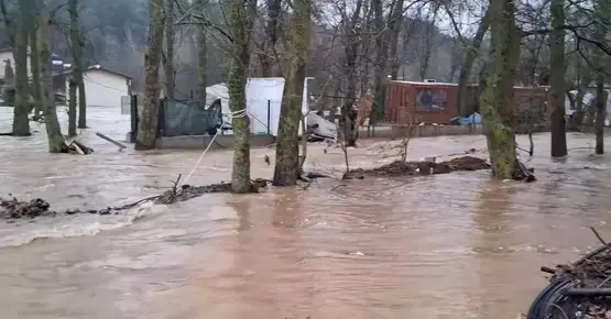 Къмпинг "Арапя" отново е наводнен, пътят Царево-Ахтопол също е под вода