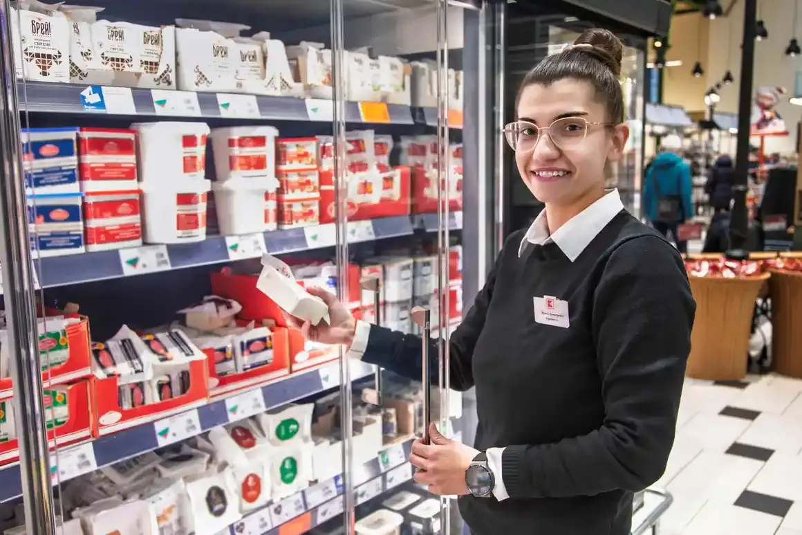 Млада и успешна: Управителят на най-новия магазин на Kaufland е само на 26