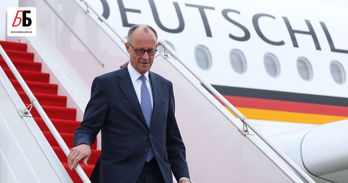 през 2024 г. стои руското военно разузнаване.Той допълни, че Москва