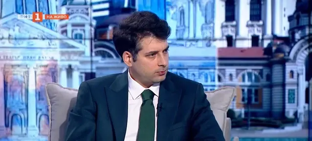 Атанас Пеканов не знаел дали президентът подготвя своя партия