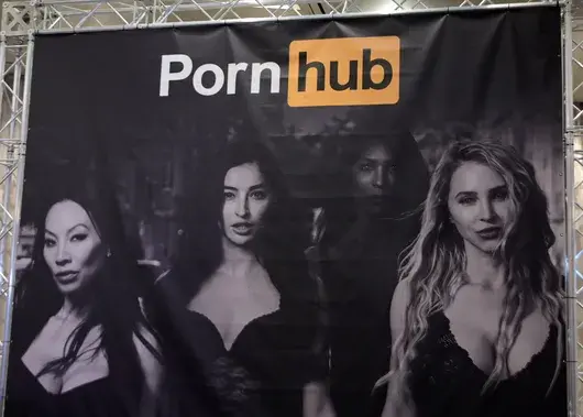 Хакнаха Pornhub и откраднаха 94 гигабайта данни за потребителите 