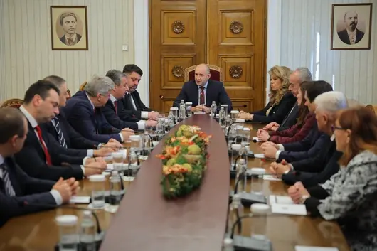 БСП отчете успех - министрите ѝ не направили корупционен скандал 