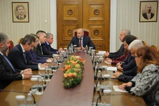 ИТН иска иска нови избори със сканиращи машини 