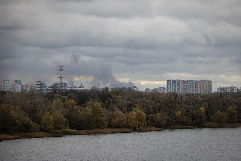 Русия нанася масирани удари по Украйна преди Коледа