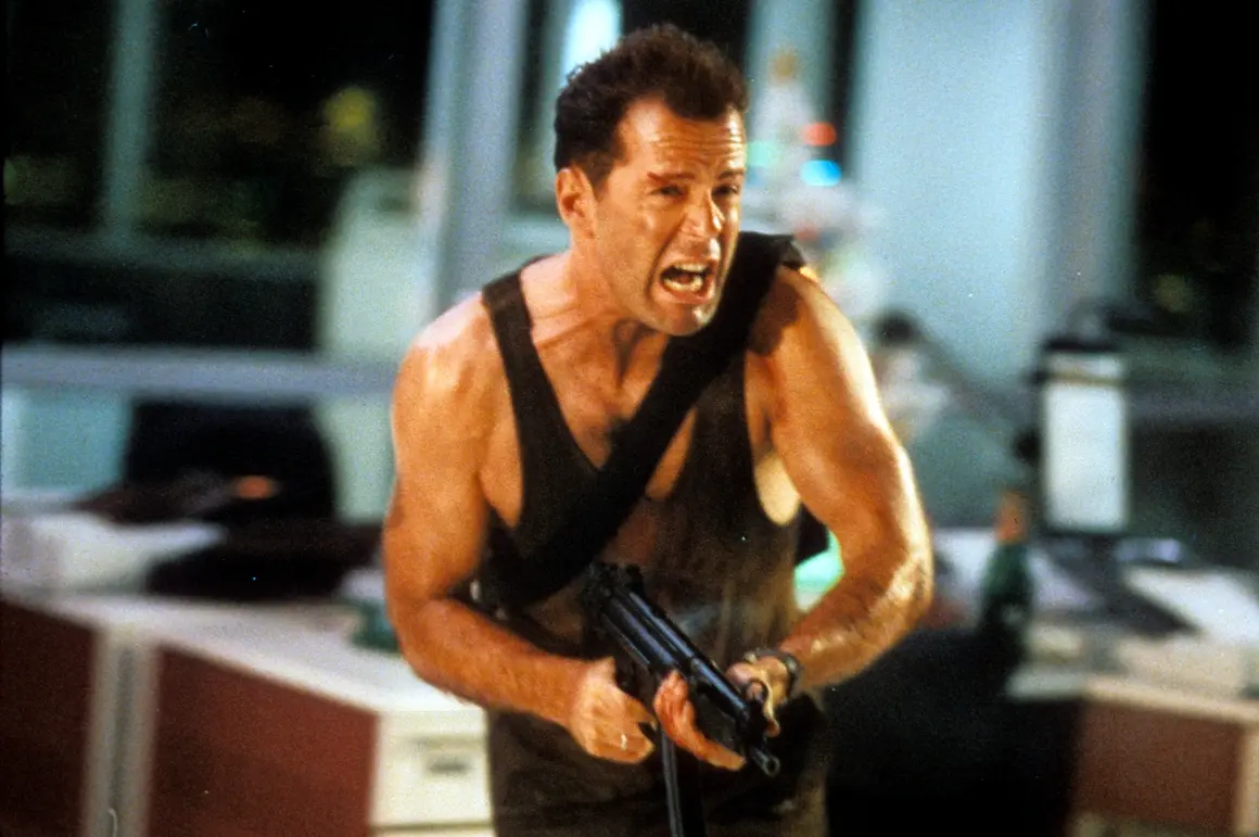 3. Die Hard (Умирай трудно) 