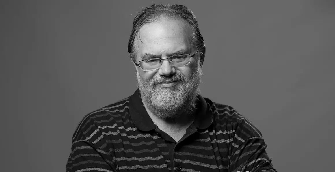 Почина политологът и философ Деян Кюранов 