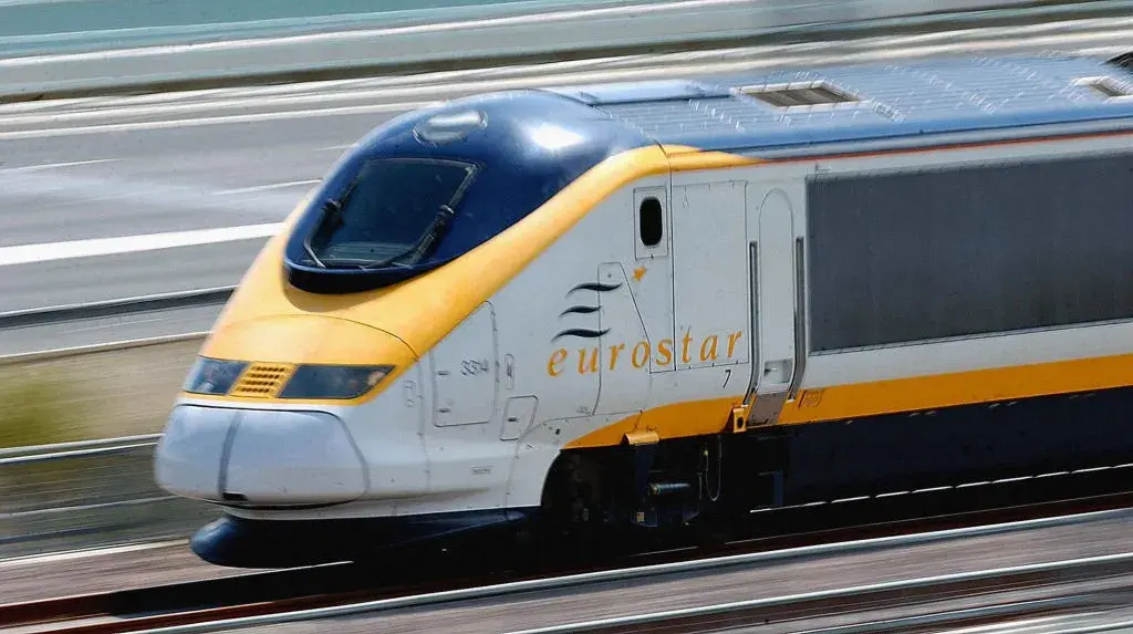 Движението на влакове под Ламанша е спряно заради технически проблем