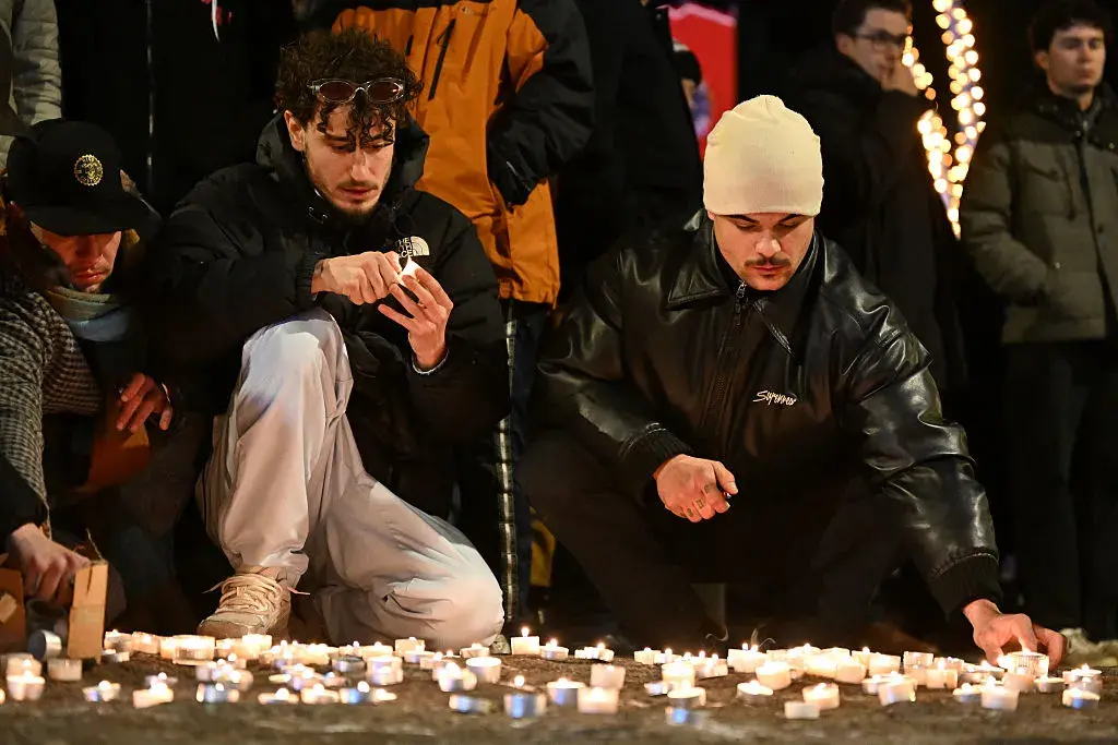 Швейцария обявява 5-дневен траур след смъртта на 40 души по време на новогодишно празненство