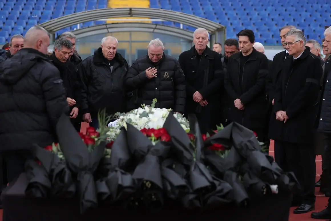 България изпраща легендарния Димитър Пенев 