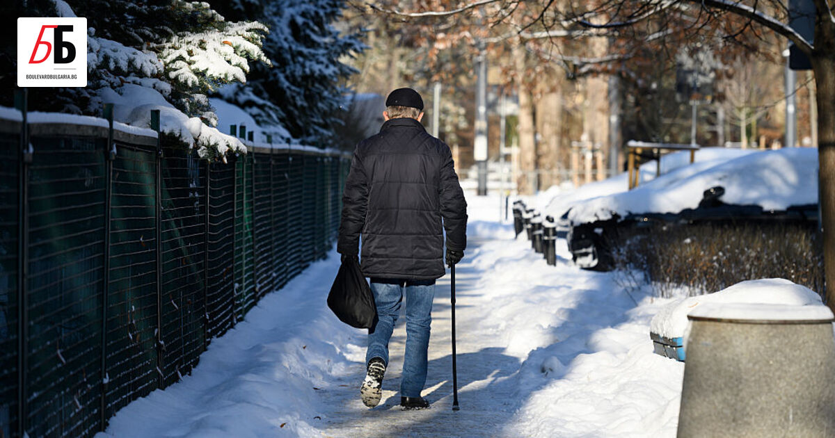 Рон Яхимович е на 41 години, има две деца, спи
