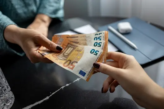 Касите на БНБ ще работят извънредно всяка събота до края на януари