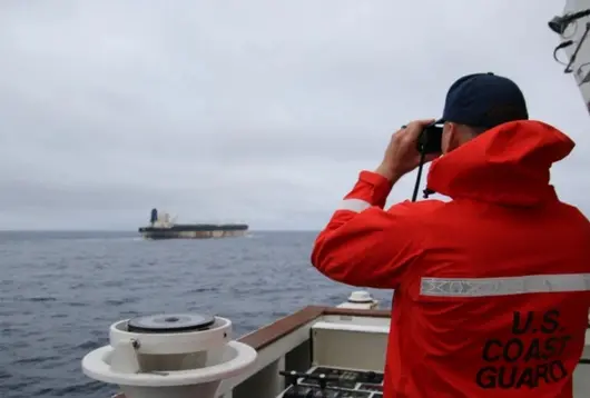 САЩ проведоха мащабна операция за задържане на петролен танкер, плаващ под руски флаг