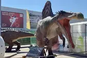 Динозаври оживяват на паркинга на Kaufland в столичния кв. “Дружба“