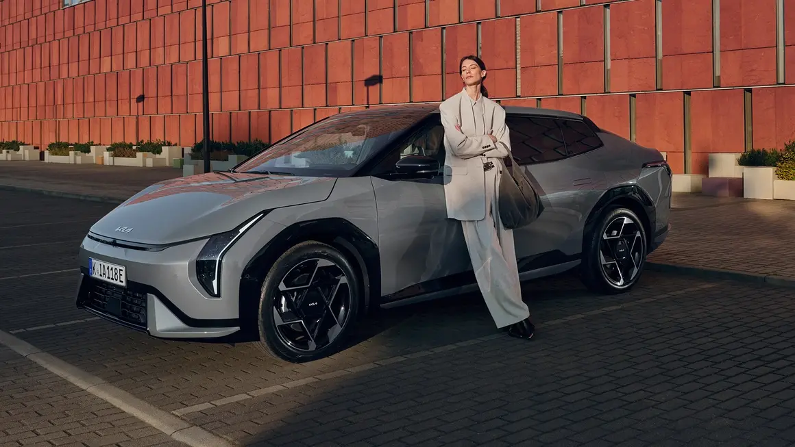 3. Kia EV4 - 208 точки