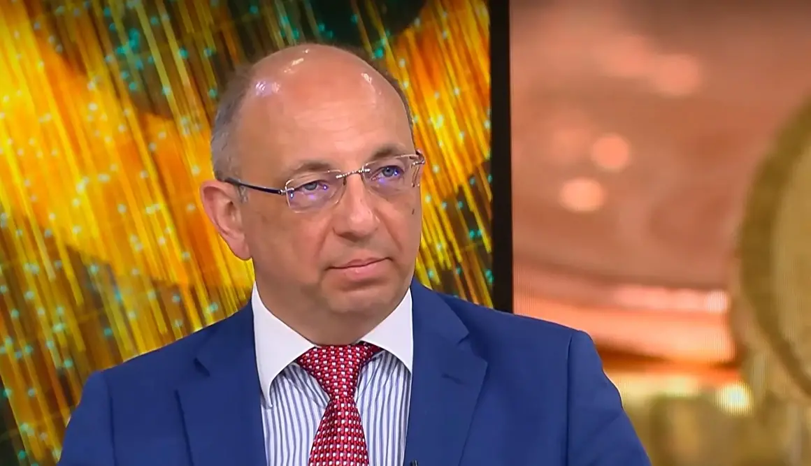 Николай Василев: Не цените, а хаосът в политиката и реформите са истинският проблем
