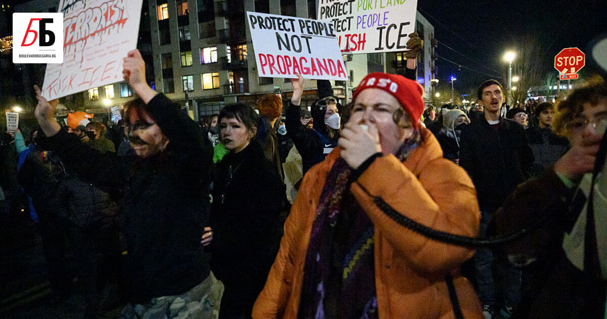 Голяма част от американците са в конфликт с администрацията на