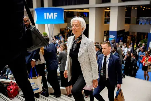 Централните банки от цял свят подкрепиха Джером Пауъл срещу Тръмп, среброто поскъпна до исторически рекорд