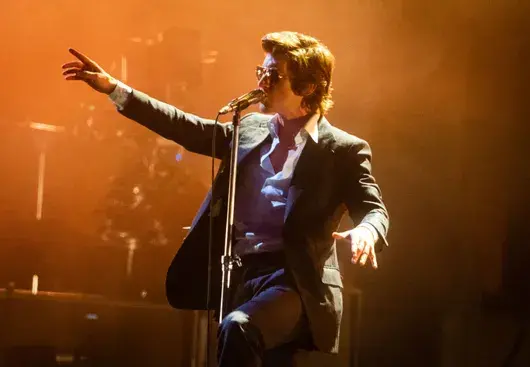 Arctic Monkeys издаде първата си нова песен от 2022 г. насам