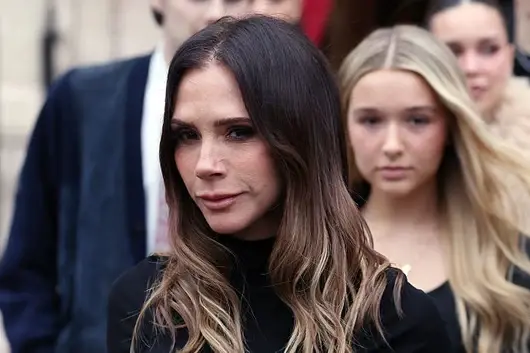 Триумфът на Виктория. Семейство Бекъм демонстрира перфектното семейство, но без Бруклин 