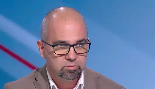 Първан Симеонов: Радев говори на "анти евро" хората, но оставя отворена вратата и към ПП-ДБ