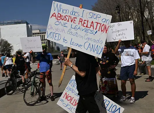 Администрацията на Тръмп разговаряла с канадски сепаратисти