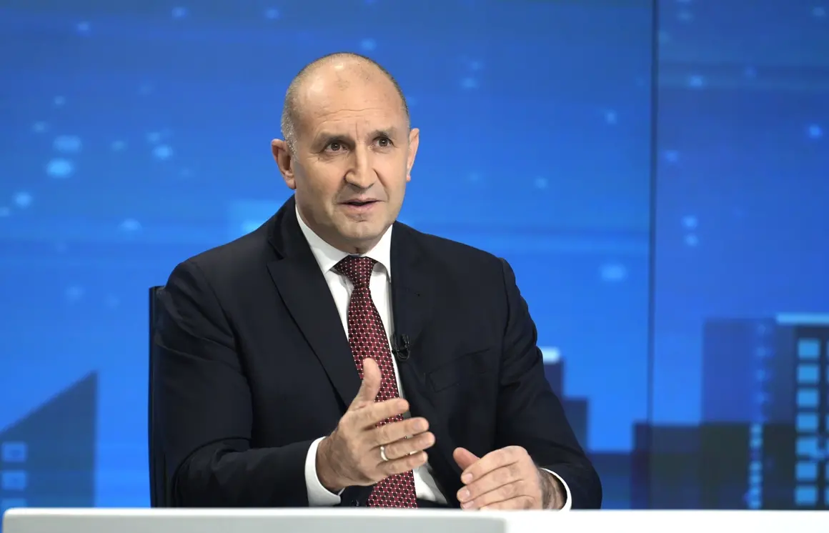 Румен Радев: Партия ще правим след изборите. Екипът и партньорите остават в тайна до последно