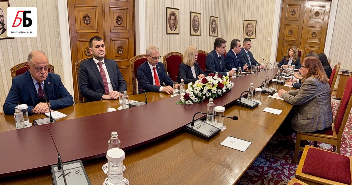 Служебното правителство ще трябва да спре кранчето на корупционния модел