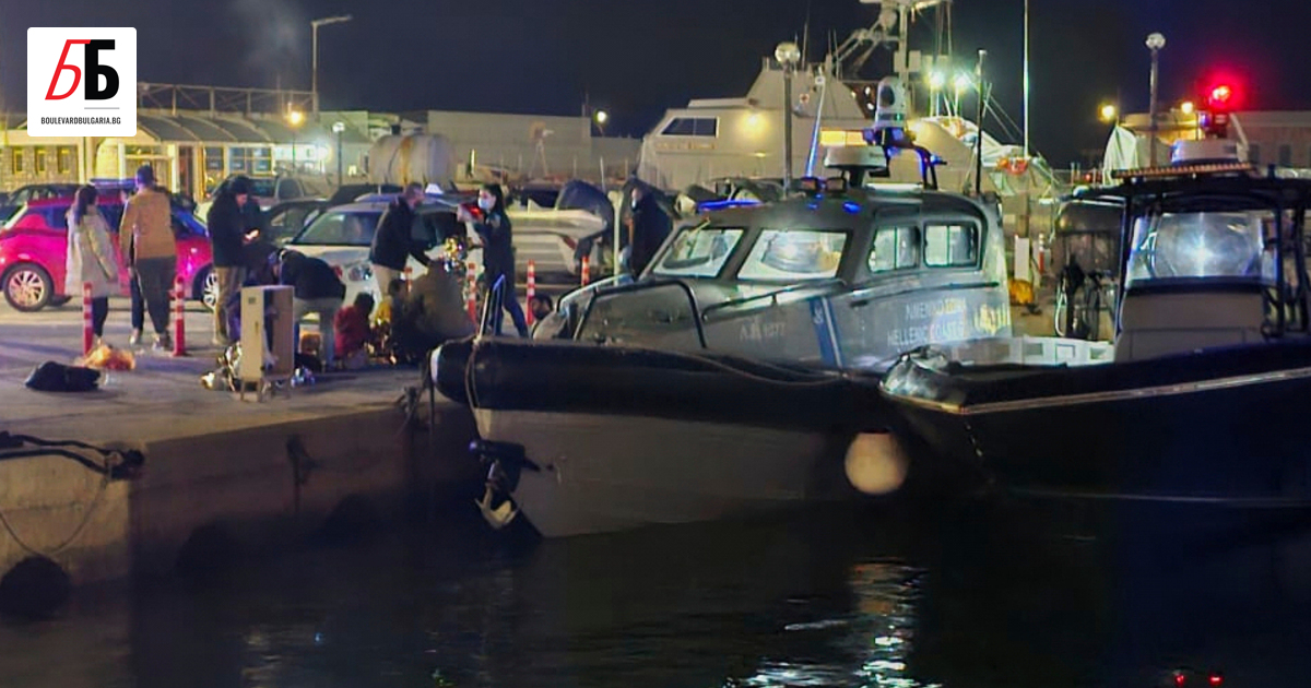 Сблъсък между моторна лодка, която е превозвала мигранти, и патрулен