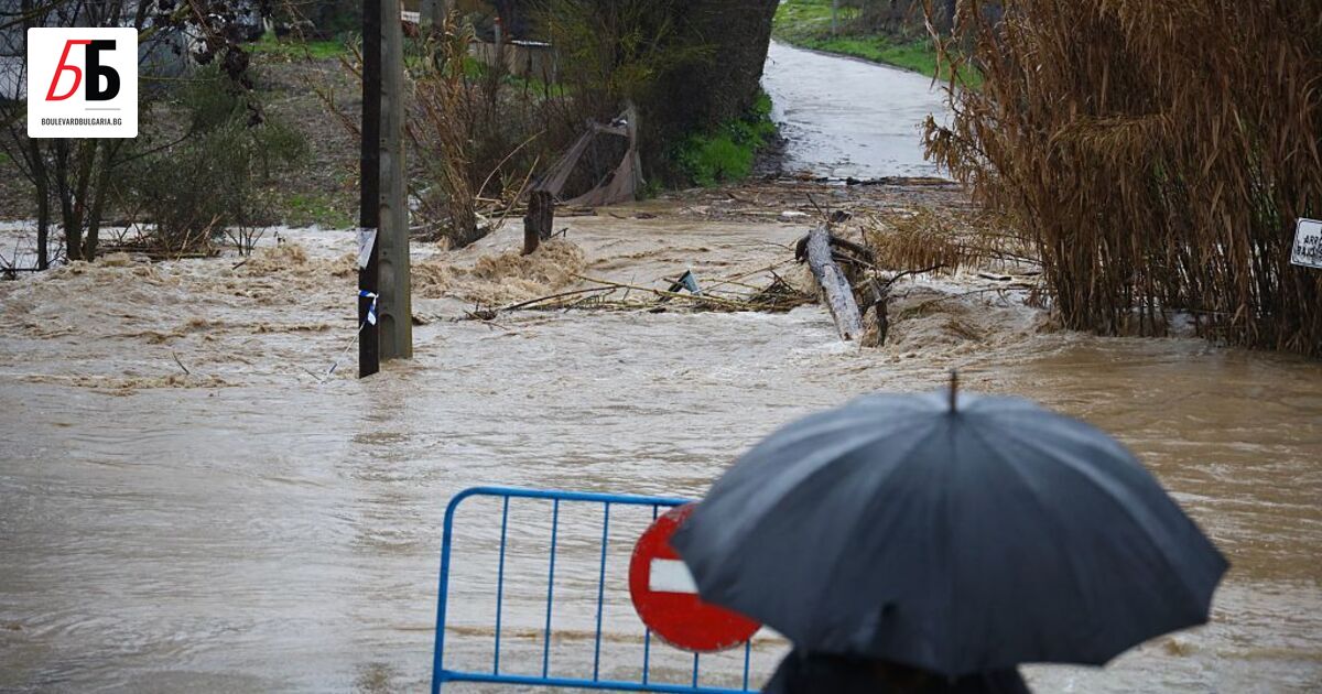 Над 3000 души бяха евакуирани в Южна Испания заради бурята