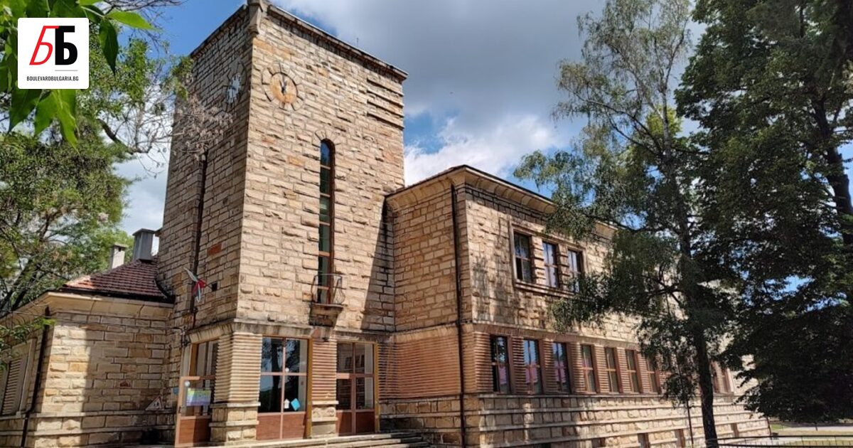 Родители на деца от частно училище Космос призоваха за по-отговорно