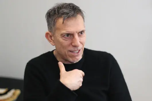 Режисьорът Галин Стоев : В политиката се търси „силна ръка“. В театъра – класика в класически костюми