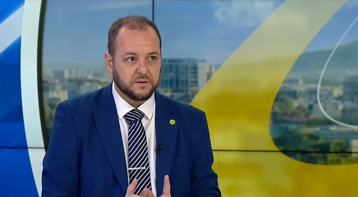 Сандов е посещавал хижа "Петрохан" три пъти. Не знае да му е повдигано обвинение