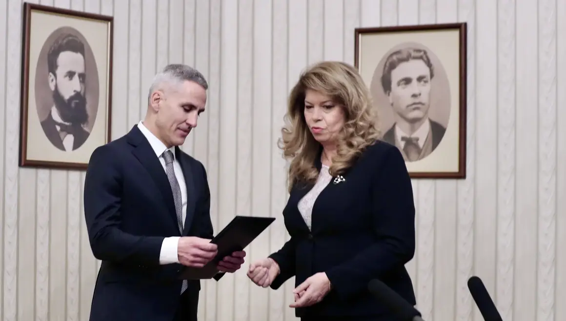 Андрей Гюров представя състава на служебния кабинет в сряда