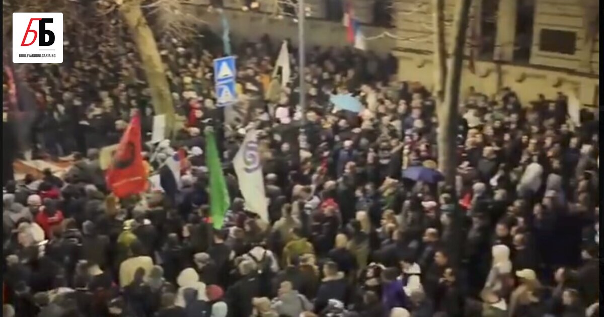 Хиляди граждани излязоха на протест в сръбския град Валево, водени